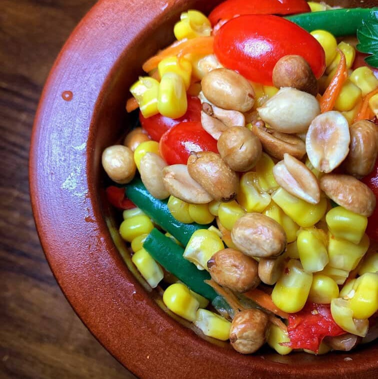 Tum Khao Pod Salad.